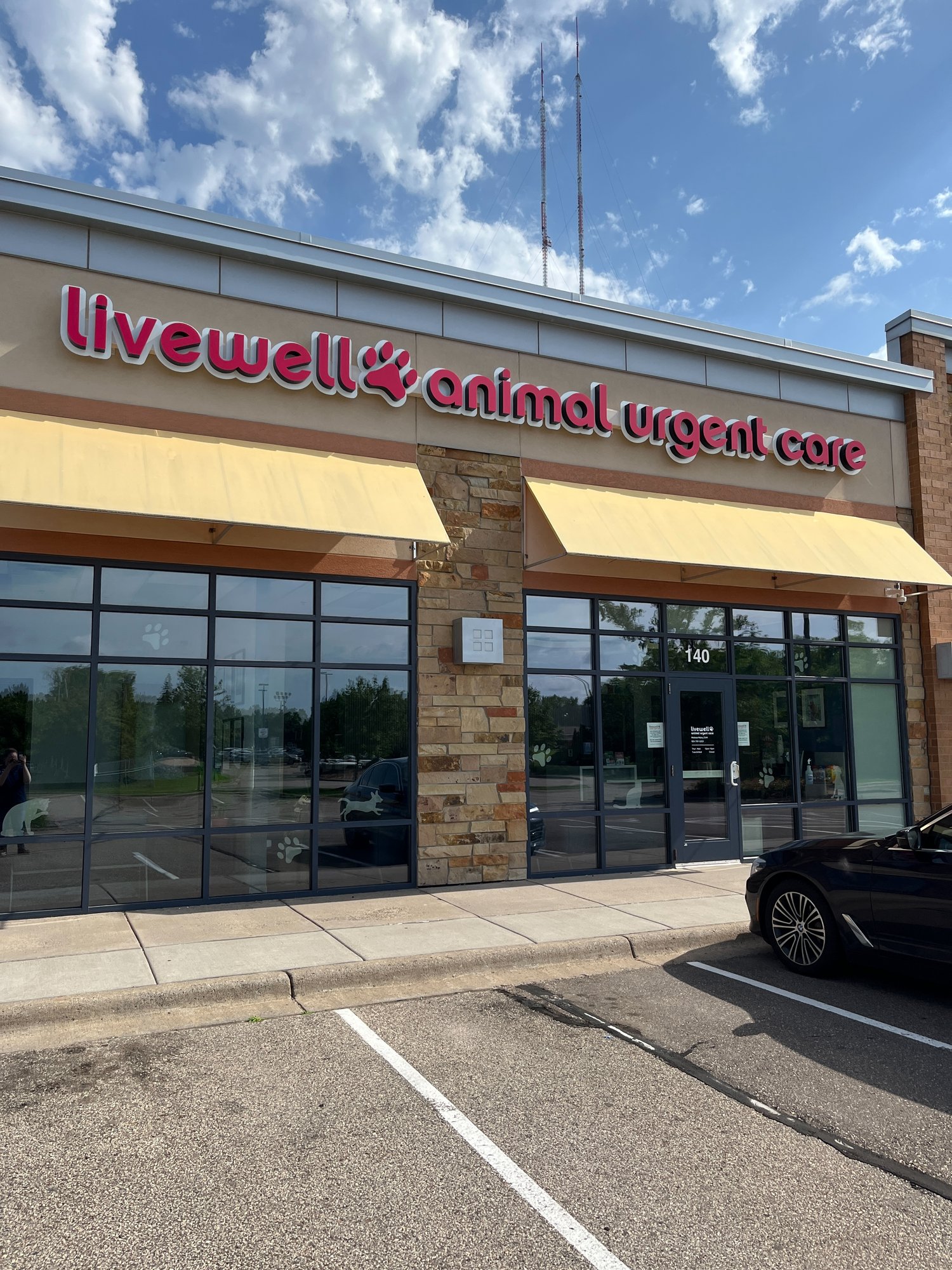 SVP - Livwell Animal Urgent Care2