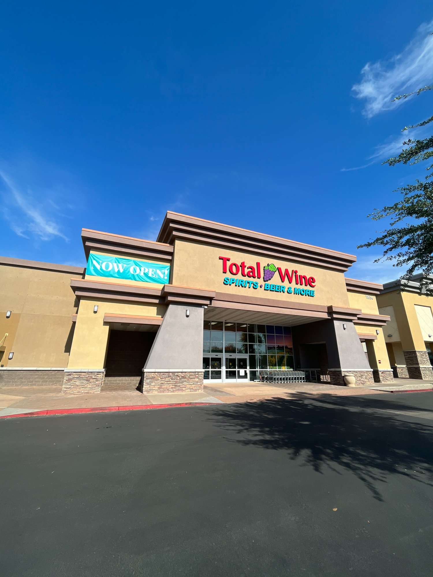 Total Wine store exterior